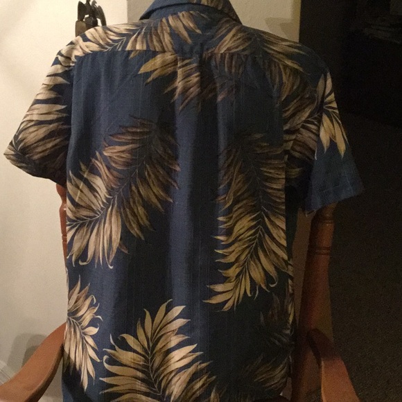 🌴NWOT Van Heusen Studio Unisex Hawaiian Size Large Slim Fit 🌴 - Picture 5 of 9